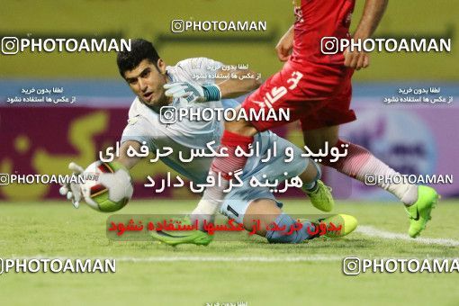 906339, Tehran, Iran, لیگ برتر فوتبال ایران، Persian Gulf Cup، Week 9، First Leg، Sanat Naft Abadan 1 v 0 Naft Tehran on 2017/10/13 at Takhti Stadium Abadan