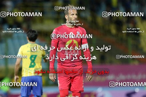 906219, Tehran, Iran, لیگ برتر فوتبال ایران، Persian Gulf Cup، Week 9، First Leg، Sanat Naft Abadan 1 v 0 Naft Tehran on 2017/10/13 at Takhti Stadium Abadan