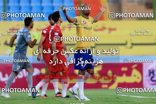 903403, Tehran, Iran, لیگ برتر فوتبال ایران، Persian Gulf Cup، Week 9، First Leg، Sanat Naft Abadan 1 v 0 Naft Tehran on 2017/10/13 at Takhti Stadium Abadan