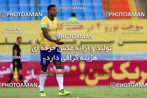 903320, Tehran, Iran, لیگ برتر فوتبال ایران، Persian Gulf Cup، Week 9، First Leg، Sanat Naft Abadan 1 v 0 Naft Tehran on 2017/10/13 at Takhti Stadium Abadan