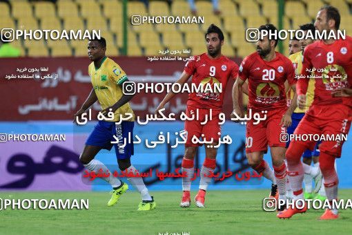 903394, Tehran, Iran, لیگ برتر فوتبال ایران، Persian Gulf Cup، Week 9، First Leg، Sanat Naft Abadan 1 v 0 Naft Tehran on 2017/10/13 at Takhti Stadium Abadan