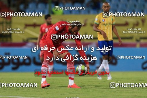 903432, Tehran, Iran, لیگ برتر فوتبال ایران، Persian Gulf Cup، Week 9، First Leg، Sanat Naft Abadan 1 v 0 Naft Tehran on 2017/10/13 at Takhti Stadium Abadan