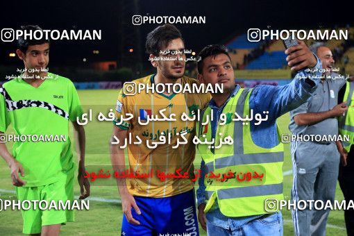903218, Tehran, Iran, لیگ برتر فوتبال ایران، Persian Gulf Cup، Week 9، First Leg، Sanat Naft Abadan 1 v 0 Naft Tehran on 2017/10/13 at Takhti Stadium Abadan