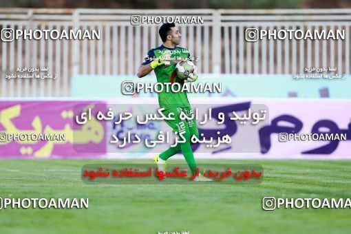 904494, Tehran, [*parameter:4*], لیگ برتر فوتبال ایران، Persian Gulf Cup، Week 10، First Leg، Naft Tehran 1 v 0 Esteghlal Khouzestan on 2017/10/17 at Takhti Stadium