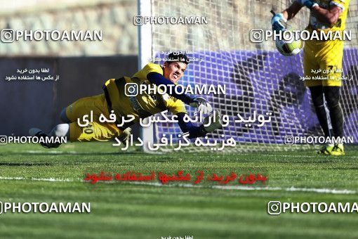 904357, Tehran, [*parameter:4*], لیگ برتر فوتبال ایران، Persian Gulf Cup، Week 10، First Leg، Naft Tehran 1 v 0 Esteghlal Khouzestan on 2017/10/17 at Takhti Stadium