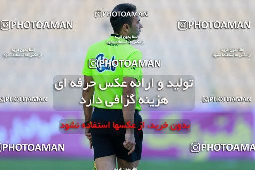 905583, Tehran, [*parameter:4*], لیگ برتر فوتبال ایران، Persian Gulf Cup، Week 10، First Leg، Naft Tehran 1 v 0 Esteghlal Khouzestan on 2017/10/17 at Takhti Stadium