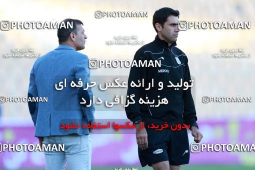 905752, Tehran, [*parameter:4*], لیگ برتر فوتبال ایران، Persian Gulf Cup، Week 10، First Leg، Naft Tehran 1 v 0 Esteghlal Khouzestan on 2017/10/17 at Takhti Stadium