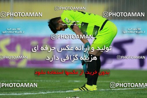 905731, Tehran, [*parameter:4*], لیگ برتر فوتبال ایران، Persian Gulf Cup، Week 10، First Leg، Naft Tehran 1 v 0 Esteghlal Khouzestan on 2017/10/17 at Takhti Stadium