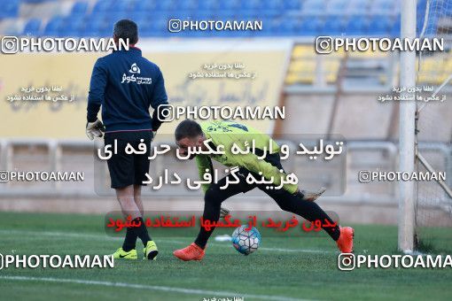 905152, Tehran, , Persepolis Football Team Training Session on 2017/10/13 at Shahid Kazemi Stadium