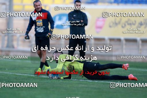 905249, Tehran, , Persepolis Football Team Training Session on 2017/10/13 at Shahid Kazemi Stadium