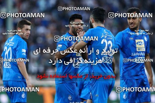 915198, Tehran, , جام حذفی فوتبال ایران, Eighth final, Khorramshahr Cup, Esteghlal 2 v 1 Nassaji Qaemshahr on 2017/10/20 at Azadi Stadium