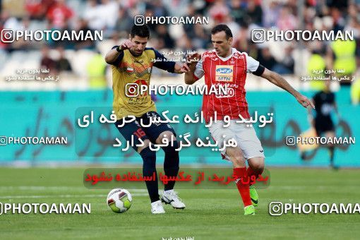 907239, Tehran, , جام حذفی فوتبال ایران, 1/16 stage, Khorramshahr Cup, Persepolis 2 v 0 Naft Tehran on 2017/10/21 at Azadi Stadium