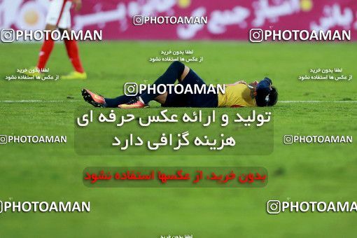 907162, Tehran, , جام حذفی فوتبال ایران, 1/16 stage, Khorramshahr Cup, Persepolis 2 v 0 Naft Tehran on 2017/10/21 at Azadi Stadium