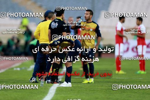 906984, Tehran, , جام حذفی فوتبال ایران, 1/16 stage, Khorramshahr Cup, Persepolis 2 v 0 Naft Tehran on 2017/10/21 at Azadi Stadium