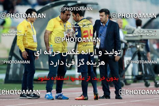 907157, Tehran, , جام حذفی فوتبال ایران, 1/16 stage, Khorramshahr Cup, Persepolis 2 v 0 Naft Tehran on 2017/10/21 at Azadi Stadium