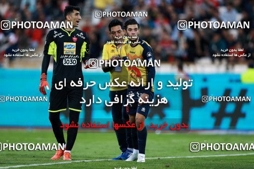 907142, Tehran, , جام حذفی فوتبال ایران, 1/16 stage, Khorramshahr Cup, Persepolis 2 v 0 Naft Tehran on 2017/10/21 at Azadi Stadium