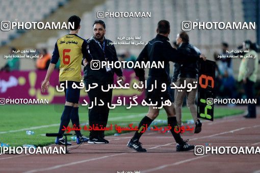 907382, Tehran, , جام حذفی فوتبال ایران, 1/16 stage, Khorramshahr Cup, Persepolis 2 v 0 Naft Tehran on 2017/10/21 at Azadi Stadium
