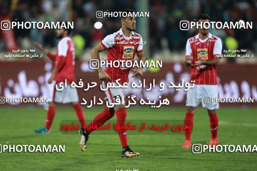 907254, Tehran, , جام حذفی فوتبال ایران, 1/16 stage, Khorramshahr Cup, Persepolis 2 v 0 Naft Tehran on 2017/10/21 at Azadi Stadium