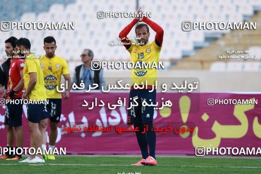 907289, Tehran, , جام حذفی فوتبال ایران, 1/16 stage, Khorramshahr Cup, Persepolis 2 v 0 Naft Tehran on 2017/10/21 at Azadi Stadium