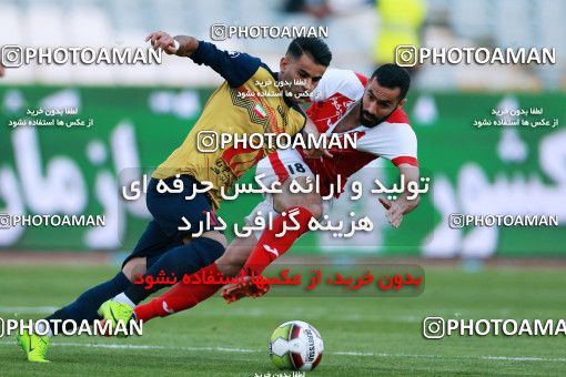 915764, Tehran, , جام حذفی فوتبال ایران, 1/16 stage, Khorramshahr Cup, Persepolis 2 v 0 Naft Tehran on 2017/10/21 at Azadi Stadium