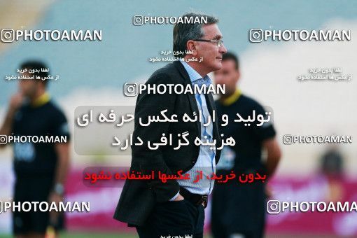 915528, Tehran, , جام حذفی فوتبال ایران, 1/16 stage, Khorramshahr Cup, Persepolis 2 v 0 Naft Tehran on 2017/10/21 at Azadi Stadium
