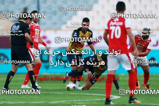 915505, Tehran, , جام حذفی فوتبال ایران, 1/16 stage, Khorramshahr Cup, Persepolis 2 v 0 Naft Tehran on 2017/10/21 at Azadi Stadium