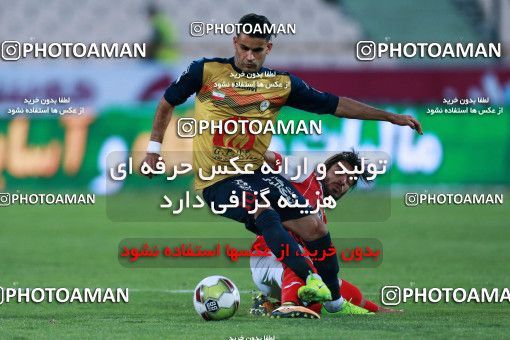 915719, Tehran, , جام حذفی فوتبال ایران, 1/16 stage, Khorramshahr Cup, Persepolis 2 v 0 Naft Tehran on 2017/10/21 at Azadi Stadium
