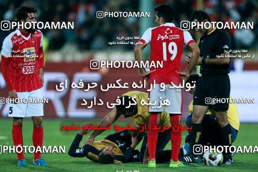 915626, Tehran, , جام حذفی فوتبال ایران, 1/16 stage, Khorramshahr Cup, Persepolis 2 v 0 Naft Tehran on 2017/10/21 at Azadi Stadium