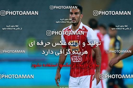 915746, Tehran, , جام حذفی فوتبال ایران, 1/16 stage, Khorramshahr Cup, Persepolis 2 v 0 Naft Tehran on 2017/10/21 at Azadi Stadium