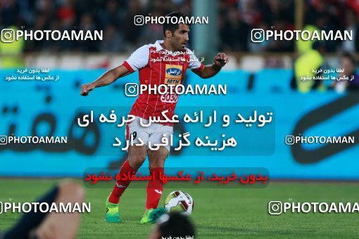 915683, Tehran, , جام حذفی فوتبال ایران, 1/16 stage, Khorramshahr Cup, Persepolis 2 v 0 Naft Tehran on 2017/10/21 at Azadi Stadium