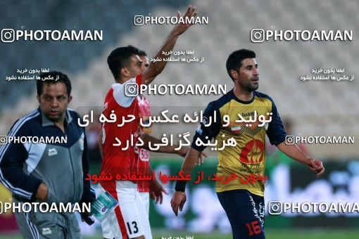 915608, Tehran, , جام حذفی فوتبال ایران, 1/16 stage, Khorramshahr Cup, Persepolis 2 v 0 Naft Tehran on 2017/10/21 at Azadi Stadium