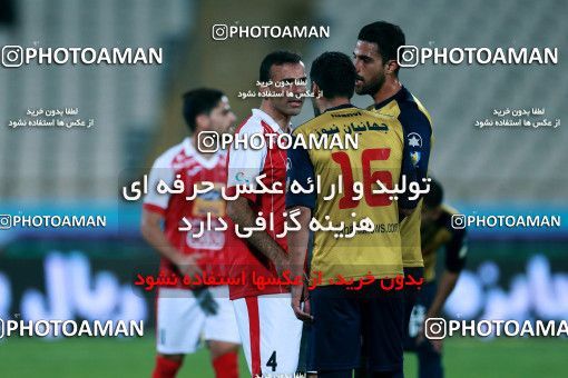 915682, Tehran, , جام حذفی فوتبال ایران, 1/16 stage, Khorramshahr Cup, Persepolis 2 v 0 Naft Tehran on 2017/10/21 at Azadi Stadium