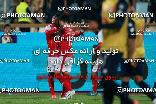 915488, Tehran, , جام حذفی فوتبال ایران, 1/16 stage, Khorramshahr Cup, Persepolis 2 v 0 Naft Tehran on 2017/10/21 at Azadi Stadium