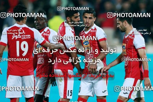 915491, Tehran, , جام حذفی فوتبال ایران, 1/16 stage, Khorramshahr Cup, Persepolis 2 v 0 Naft Tehran on 2017/10/21 at Azadi Stadium