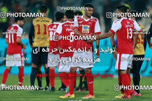 915547, Tehran, , جام حذفی فوتبال ایران, 1/16 stage, Khorramshahr Cup, Persepolis 2 v 0 Naft Tehran on 2017/10/21 at Azadi Stadium