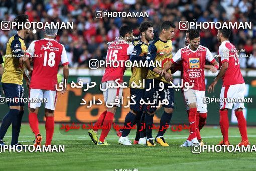 915269, Tehran, , جام حذفی فوتبال ایران, 1/16 stage, Khorramshahr Cup, Persepolis 2 v 0 Naft Tehran on 2017/10/21 at Azadi Stadium