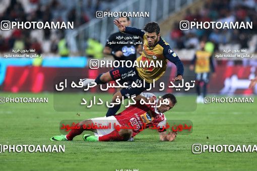 915344, Tehran, , جام حذفی فوتبال ایران, 1/16 stage, Khorramshahr Cup, Persepolis 2 v 0 Naft Tehran on 2017/10/21 at Azadi Stadium
