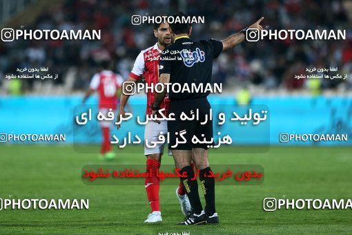 915318, Tehran, , جام حذفی فوتبال ایران, 1/16 stage, Khorramshahr Cup, Persepolis 2 v 0 Naft Tehran on 2017/10/21 at Azadi Stadium