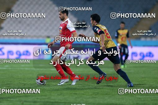 915335, Tehran, , جام حذفی فوتبال ایران, 1/16 stage, Khorramshahr Cup, Persepolis 2 v 0 Naft Tehran on 2017/10/21 at Azadi Stadium