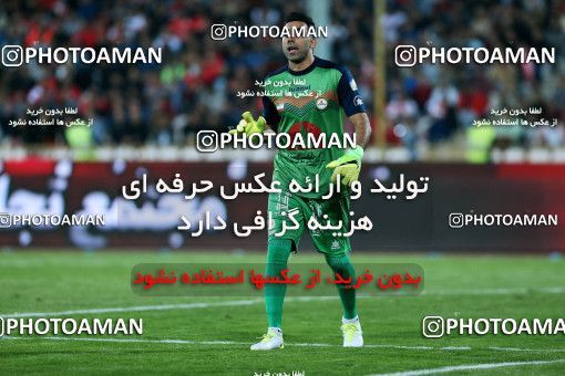 915210, Tehran, , جام حذفی فوتبال ایران, 1/16 stage, Khorramshahr Cup, Persepolis 2 v 0 Naft Tehran on 2017/10/21 at Azadi Stadium