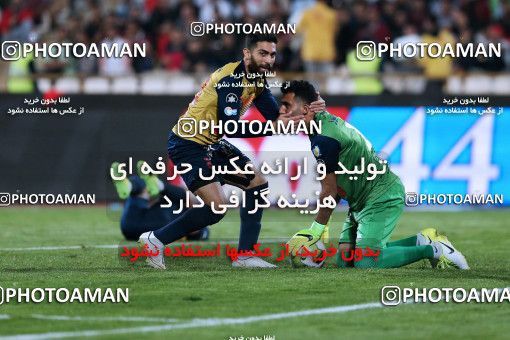 915286, Tehran, , جام حذفی فوتبال ایران, 1/16 stage, Khorramshahr Cup, Persepolis 2 v 0 Naft Tehran on 2017/10/21 at Azadi Stadium