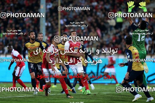 915270, Tehran, , جام حذفی فوتبال ایران, 1/16 stage, Khorramshahr Cup, Persepolis 2 v 0 Naft Tehran on 2017/10/21 at Azadi Stadium