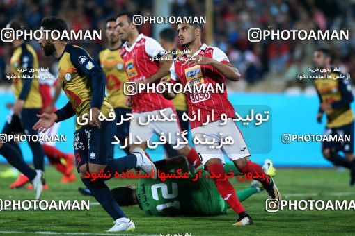 915336, Tehran, , جام حذفی فوتبال ایران, 1/16 stage, Khorramshahr Cup, Persepolis 2 v 0 Naft Tehran on 2017/10/21 at Azadi Stadium