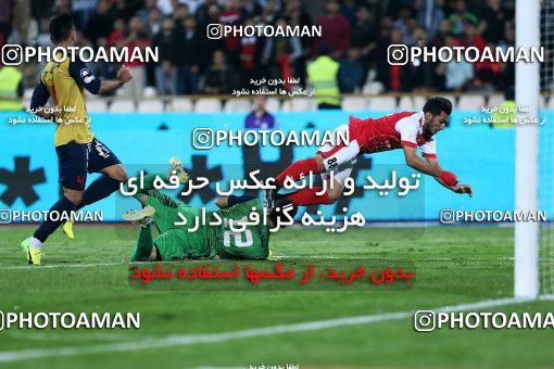 915223, Tehran, , جام حذفی فوتبال ایران, 1/16 stage, Khorramshahr Cup, Persepolis 2 v 0 Naft Tehran on 2017/10/21 at Azadi Stadium