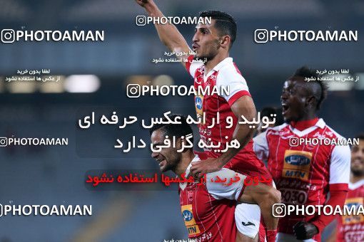 915277, Tehran, , جام حذفی فوتبال ایران, 1/16 stage, Khorramshahr Cup, Persepolis 2 v 0 Naft Tehran on 2017/10/21 at Azadi Stadium