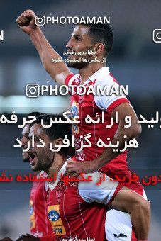915315, Tehran, , جام حذفی فوتبال ایران, 1/16 stage, Khorramshahr Cup, Persepolis 2 v 0 Naft Tehran on 2017/10/21 at Azadi Stadium