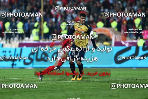 915243, Tehran, , جام حذفی فوتبال ایران, 1/16 stage, Khorramshahr Cup, Persepolis 2 v 0 Naft Tehran on 2017/10/21 at Azadi Stadium