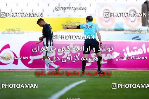 910634, Isfahan, [*parameter:4*], لیگ برتر فوتبال ایران، Persian Gulf Cup، Week 9، First Leg، Sepahan 2 v 0 Siah Jamegan on 2017/10/12 at Naghsh-e Jahan Stadium