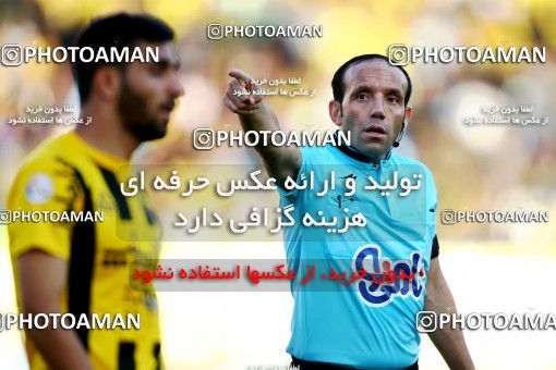 910631, Isfahan, [*parameter:4*], لیگ برتر فوتبال ایران، Persian Gulf Cup، Week 9، First Leg، Sepahan 2 v 0 Siah Jamegan on 2017/10/12 at Naghsh-e Jahan Stadium