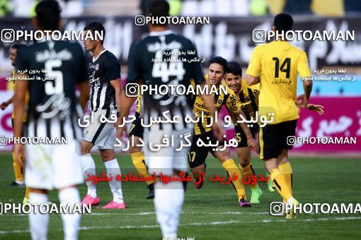 910692, Isfahan, [*parameter:4*], لیگ برتر فوتبال ایران، Persian Gulf Cup، Week 9، First Leg، Sepahan 2 v 0 Siah Jamegan on 2017/10/12 at Naghsh-e Jahan Stadium
